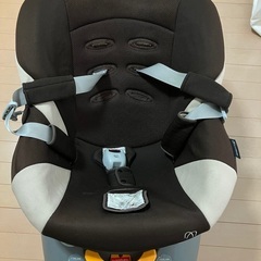 エールべべ　クルットプレミアム　チャイルドシート