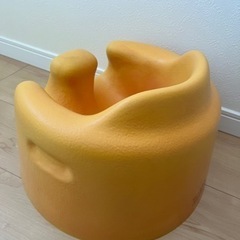 【取引中】Bumbo バンボ 椅子　ベビー　バン・トレー　トレイ　テーブル　プレートレイの画像