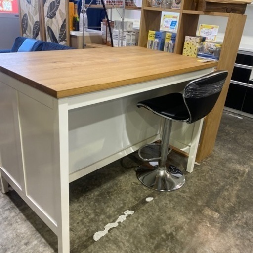 《欲しいがここに！》IKEA アイランドキッチンカウンター　キッチンボード　バーカウンター　 JF 00591 木彫り細工テーブル. 【公式通販】