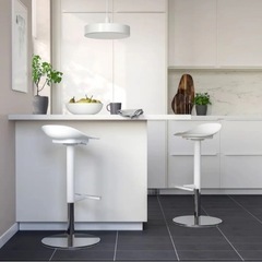 【中古美品】IKEA ヤニンゲ 昇降式カウンターチェアの画像