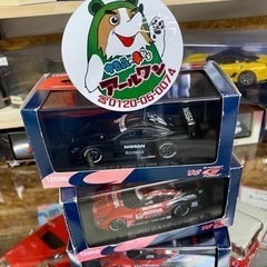 🤖【ミニカー】EBBRO 1/43NISSAN GT-R Tテス...