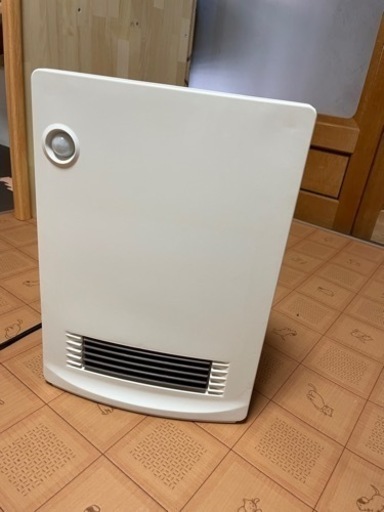 3月4日更新☆中古YAMAZEN　セラミックヒーター　家電　2018年製　DSF-VB083型