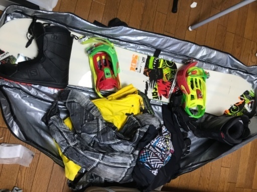 スノーボード用品一式　2回だけ使用の美品