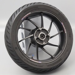 cb400sf sb nc42 中期後期　リアホイールの画像