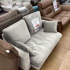 KB-17【新入荷　リサイクル品】LOWYA ベルベット調　2シーターソファ　グレー