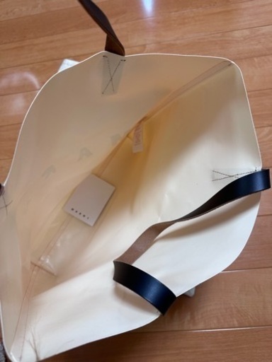 新品未使用 MARNI トートバッグ