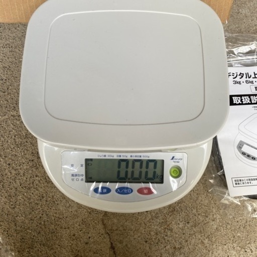 問い合わせ多数にて返信できません。すみません。デジタル　上皿はかり