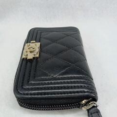 ボーイシャネル　コインカードケース　CHANEL　マトラッセ　ブラック　ゴールドの画像