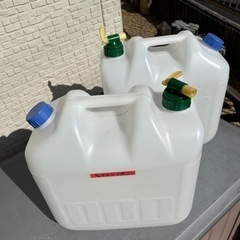 水タンク ポリタンク ノズル付きの画像