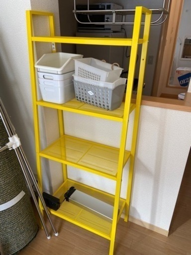 IKEA黄色シェルフ
