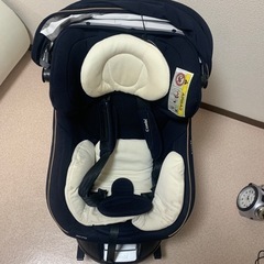 (予約済)コンビ　チャイルドシート　おまけ付き