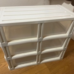 収納ケース　白の画像