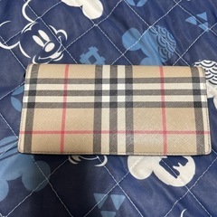 BURBERRY  二つ折り 長財布  値下げしました