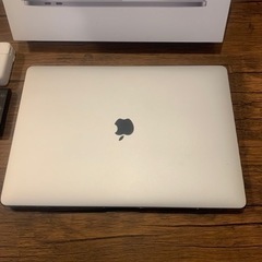 Mac Book pro  最終値下げ　マックブックプロ　15-inch タッチバー有りの画像