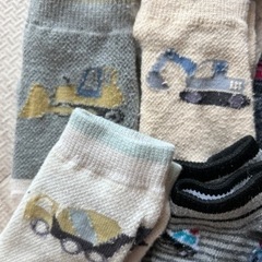 子供靴下　乗り物柄　13〜16センチ　7セットの画像