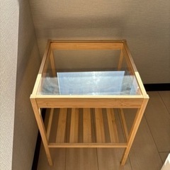 【美品】IKEA ベッドサイドテーブル　ネスナの画像