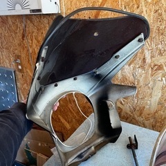 バイク用　汎用　ビキニカウル　割れ有り　中古の画像