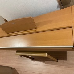 【お譲り先決まりました】電子ピアノ　ジャンク