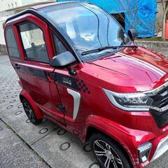超小型電気自動車e-moの画像