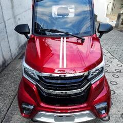超小型電気自動車e-moの画像