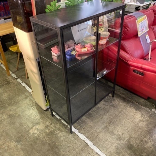 《もう飾るしかない》　ガラスキャビネット　コレクション　飾り棚　収納