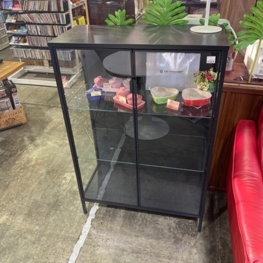 《もう飾るしかない》　ガラスキャビネット　コレクション　飾り棚　収納