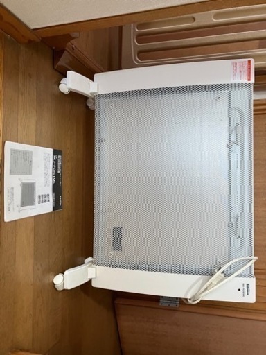 遠赤外線パネルヒーター