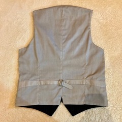 （ユナイテッドアローズ）ベストSサイズの画像