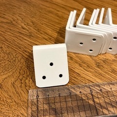 L字金具　白　8個の画像