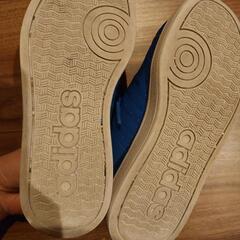 adidas スニーカー18cmの画像