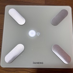 体重計