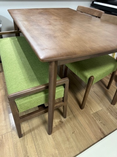 ダイニングテーブル　ニトリ　アルナス 120cm 4点セット