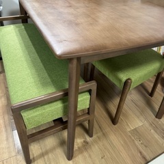 ダイニングテーブル　ニトリ　アルナス 120cm 4点セット