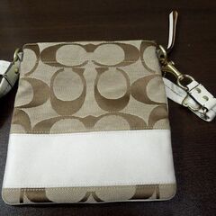本物 COACH シグネチャー ショルダーバッグ 10129 キャンバス レザー ホワイト帯 斜め掛け 総柄 コーチ 札幌市東区 新道東店の画像