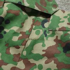 自衛隊　迷彩服　上下セットの画像