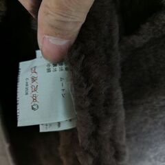 厚手　リアルムートン羊皮レザー製　ボア入り　コートの画像