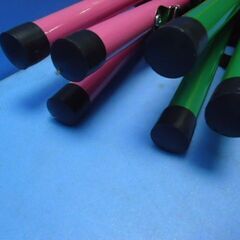 M324　ノーブランド　アクティブトライアングルチェアー×２（ピンク、蛍光グリーン）の画像