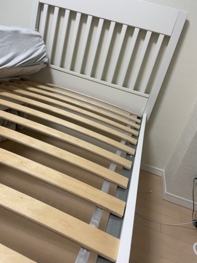 IKEA ベッドフレーム　シングル