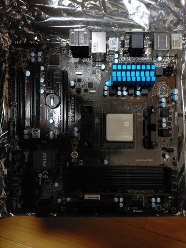 A10 7800(CPU)とA88XM-E45 V2(MB)