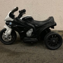 幼児用三輪車