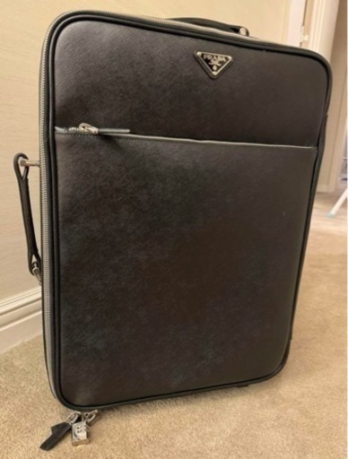 【美品/正規品】PRADAサフィアーノ　キャリケース　本革ブラック