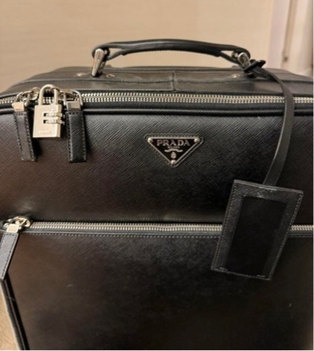 【美品/正規品】PRADAサフィアーノ　キャリケース　本革ブラック
