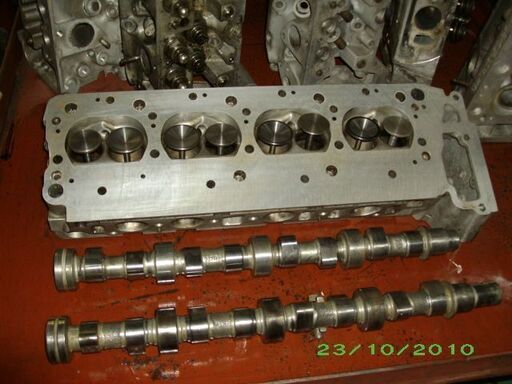 MB-126-107エンジン―カムシャフト付きリビルトシリンダーヘツト販売