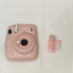 インスタントカメラ　チェキ　instax mini11の画像