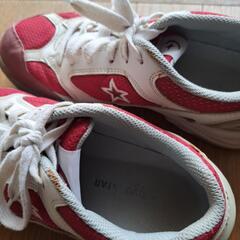 高校の古靴の画像