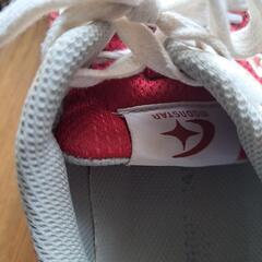 高校の古靴の画像