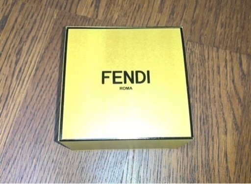 FENDI ブレスレット　即決の方のみ値下げ交渉受け付けます！
