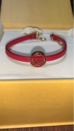 FENDI ブレスレット　即決の方のみ値下げ交渉受け付けます！