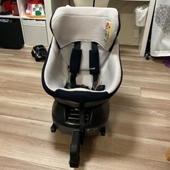 チャイルドシートあげます