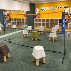 座って！？弾んで！？ビーチバレーフィットネス